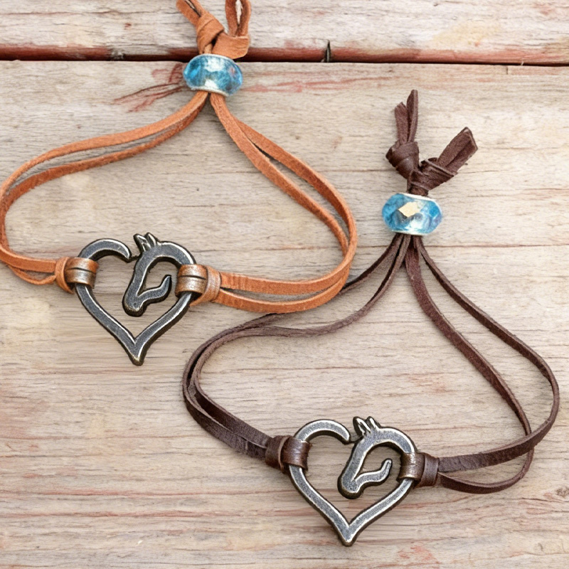 Personalized Horse Heart Nail Bracelet Pony Lover Iron Heart Deerskin Leather for Cowboy Equestrain Lovers