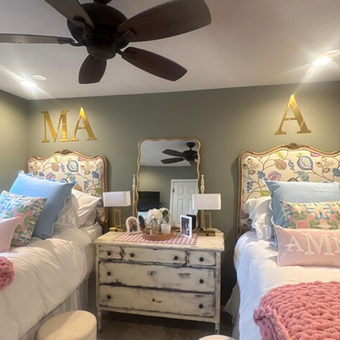 Custom Dorm Room Decor Laser Cut Name sign Acrylic Letter Name Back to school Gifts Preppy College decor