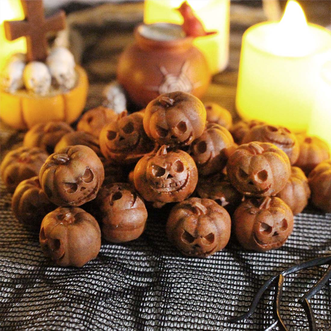 Mini Pumpkin Set of 20 PcsTiny Carved Face Pumpkins for Succulent Gardens