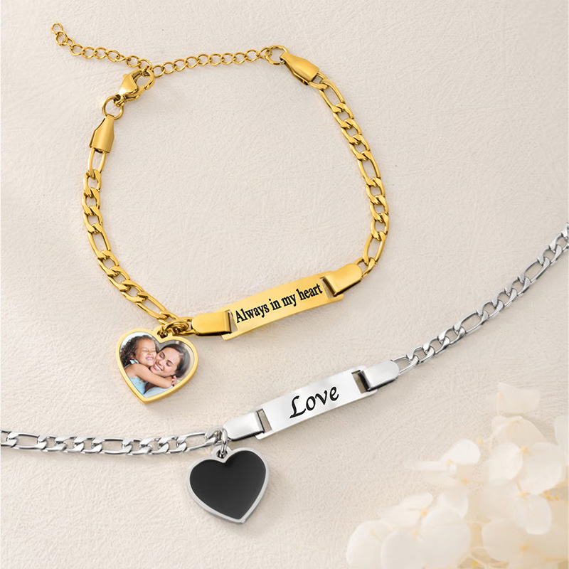 Personalized Heat-Activated Heart Charm Hidden Photo Bracelet with Engraved Text Birthday Anniversary Memorable Gift for Mom Grandma