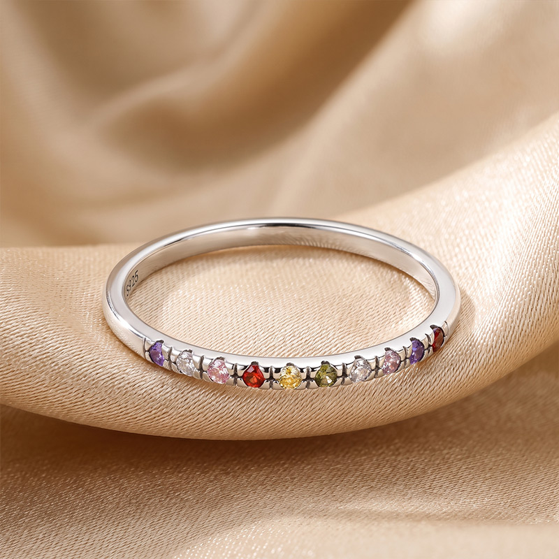 Personalized Dainty 1-13 Family Birthstones Ring Custom Minimalist Jewelry Mother's Day Birthday Gift for Mom Grandma
