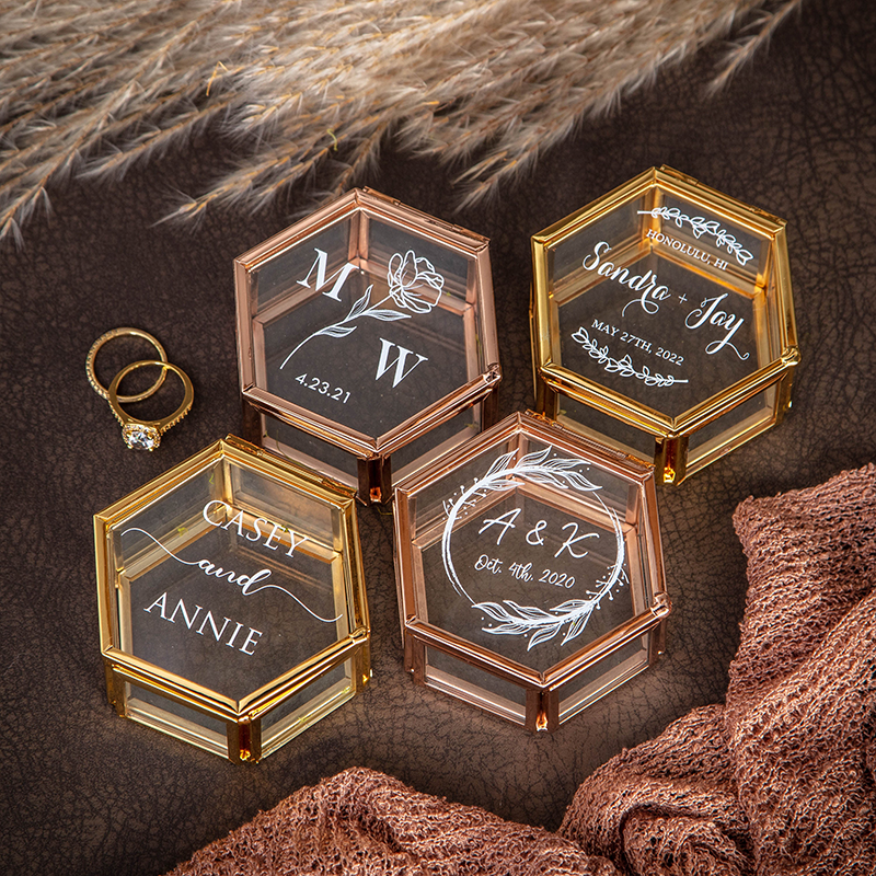 Personalised Hexagon Glass Ring Box with Moss - Gold or Rose Gold - Ring Box for Wedding Ceremony, Modern Ring Holder for Engagements