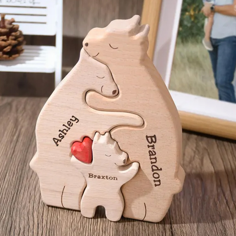 Personalized Carved Wooden Bear Family Jigsaw Puzzle, Wood Bear Figurines, Hugging Bear Family Keepsake Gift for Parents, Christmas Bear Decor