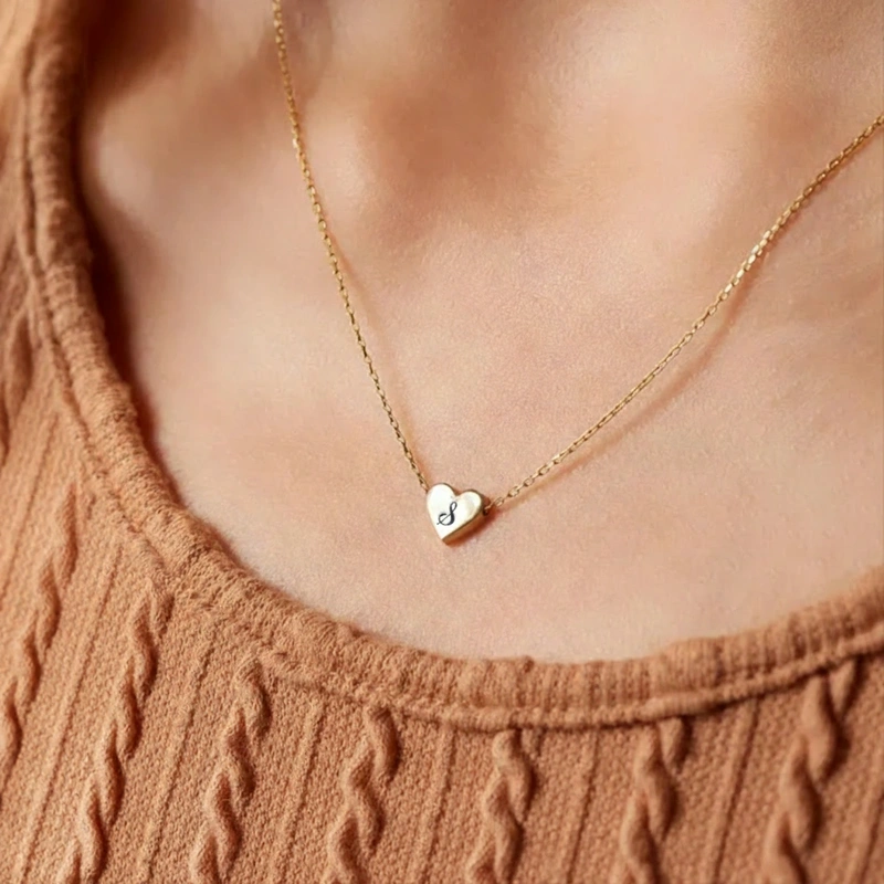 Personalized Engraved Heart Initial Necklace Heart Pendant Necklace for Her