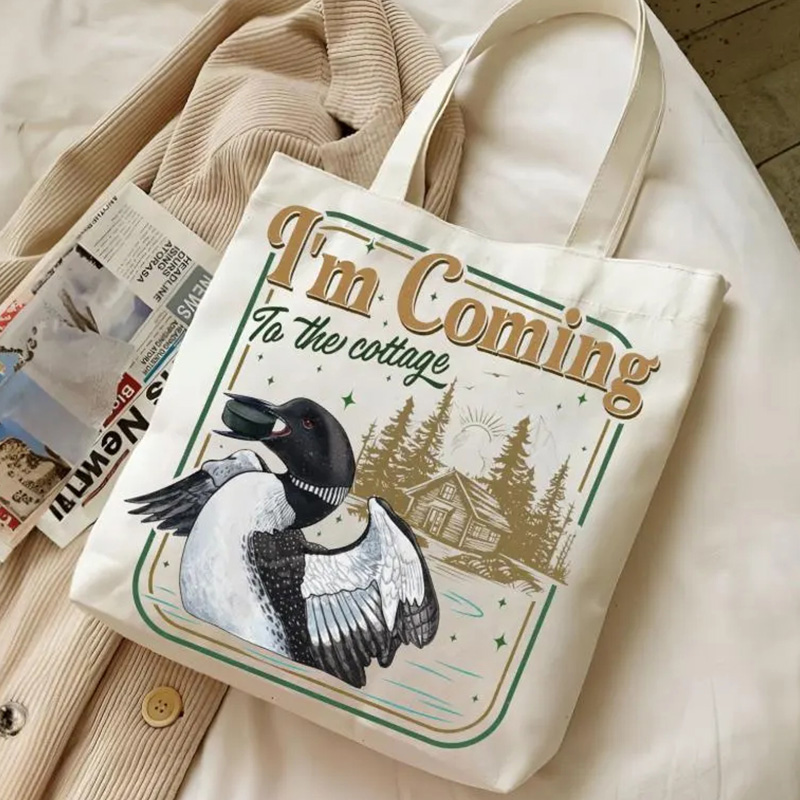 Personalized HR "I'm Coming To The Cottage" Design Hockey Tote Bag with Custom Style For Movie Book Fans Gift