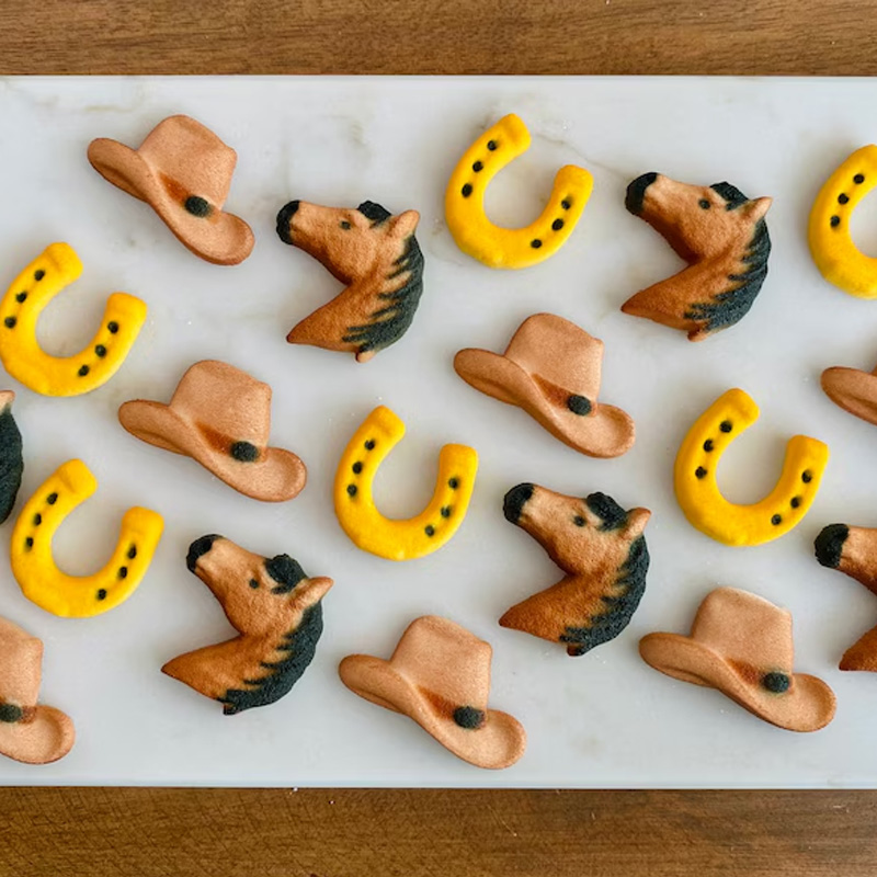 Personalized Horse Cowboy Hat Horseshoe Cookie Cutter Gift For Horse Lover Barn Owner Cutter 3D Printed Baking Supplies Fondant Tool Craft Stamp for Equestrian Lover