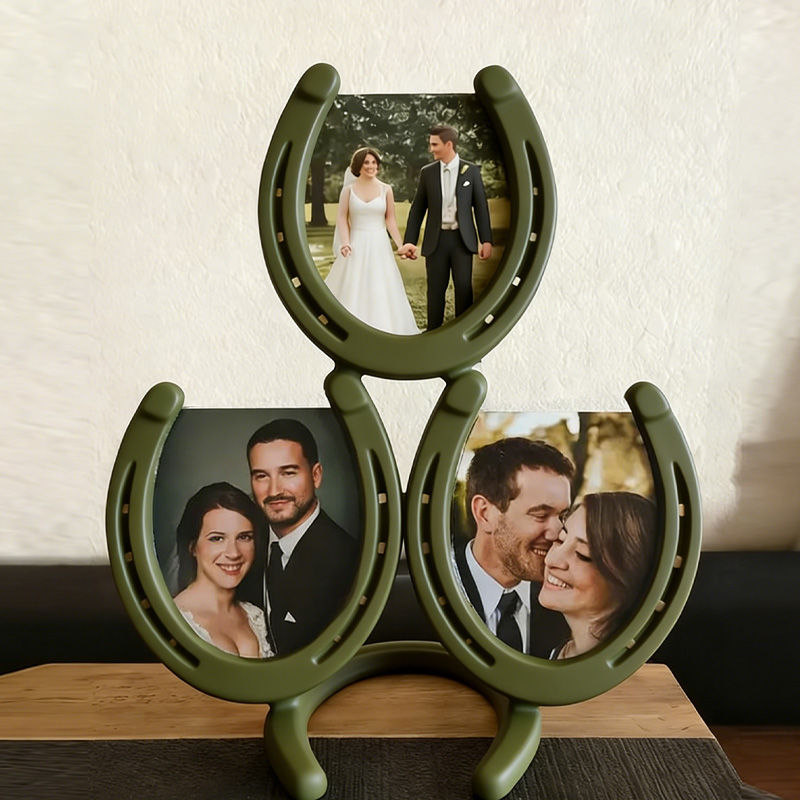 Personalized 3D Printed Rustic Horseshoe Picture Frame Western Farmhouse Photo Holder Handmade Cowboy Decor Unique Country Wedding Gift for Equestrain Lovers