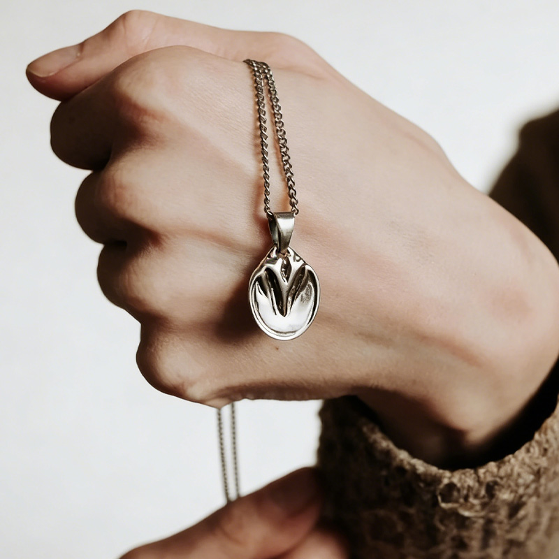Personalized Vintage Barefoot Horse Hoof Necklace in Solid Necklace Gift for Equestrain Lovers
