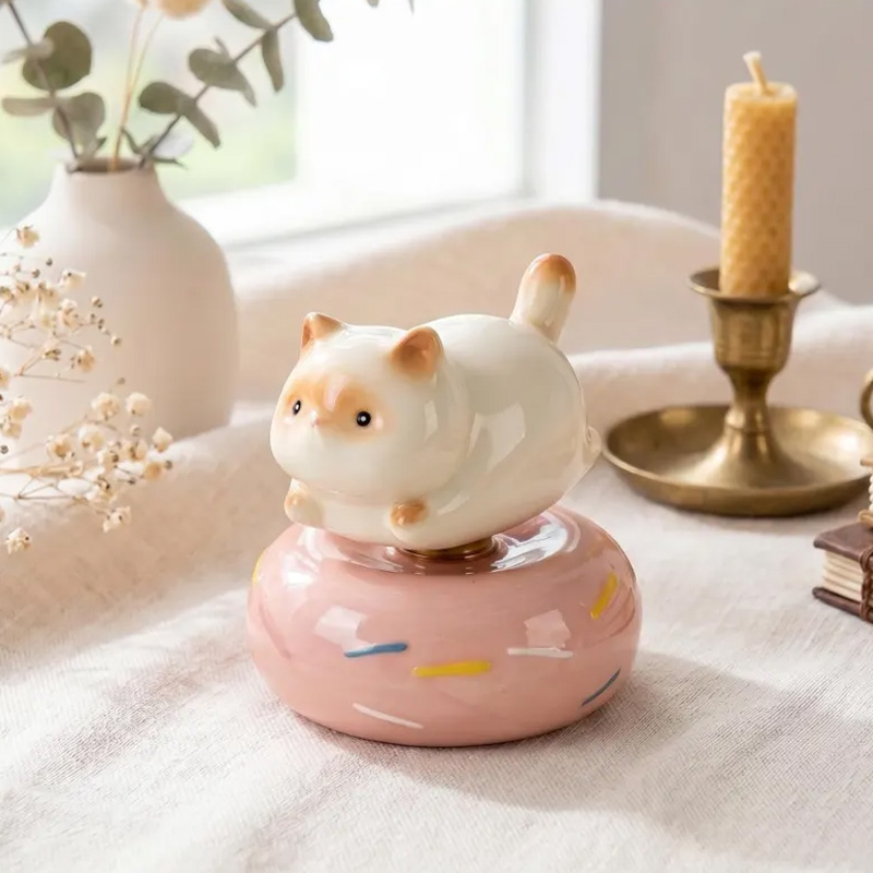 Cute Cat Spinning Desk Decor Resin Fidget Toy Kawaii Rotating Figurine with Donut Base Stress Relief Gift Cute Desktop Decoration Gift for Kids