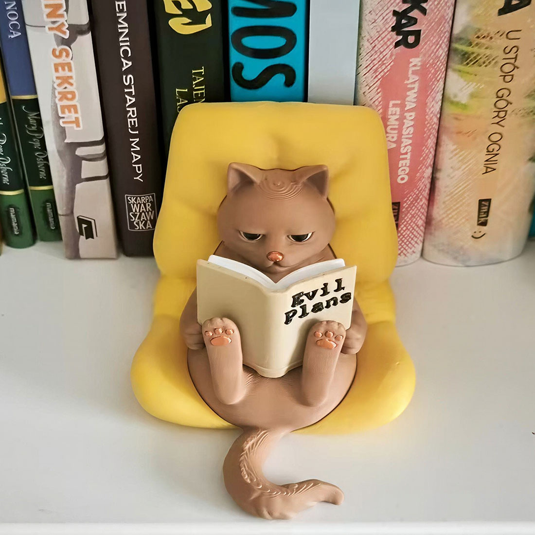 Evil Plans Reading Cat Figurine 3D Printed Grumpy Cat with Book Funny Desk Decor & Gift for Cat Lovers