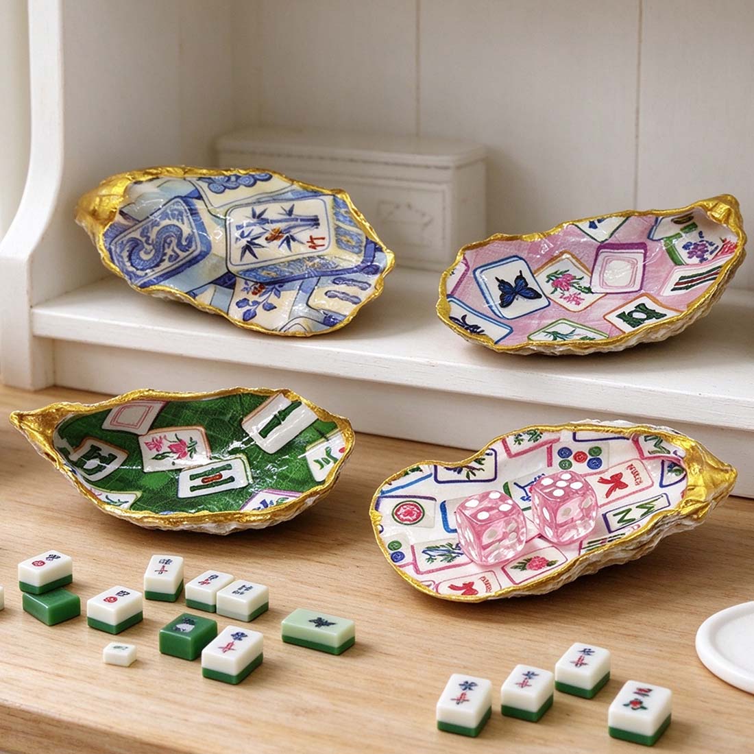 Mah Jong Dice Tra Gold Oyster Shell Mahjong Tile Holder Handmade Trinket Dish Gift for Mahjong Players Bamboo Chic Decor