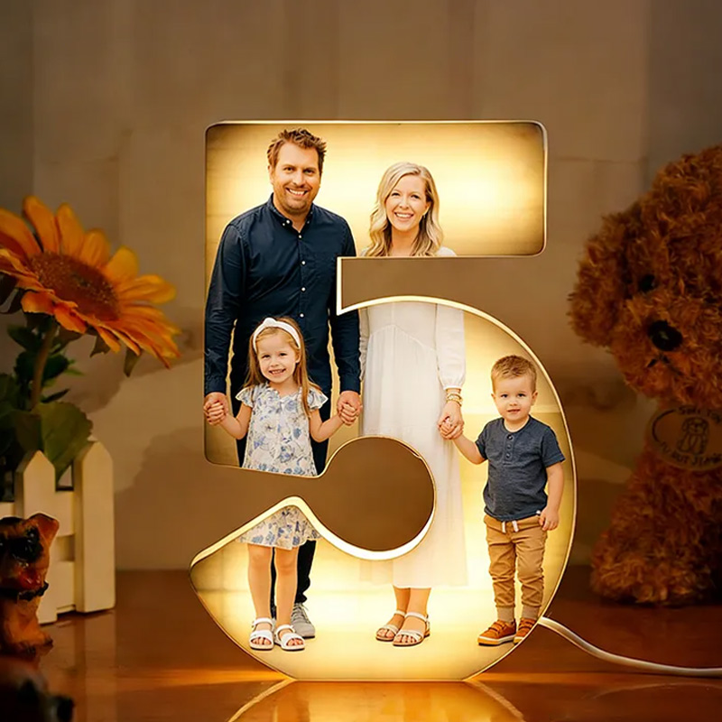 Personalized Letter Family LED Night Light Custom Photo Home Decor Gift for Birthday Anniversary Warm Lighting Keepsake for Living Room Bedroom