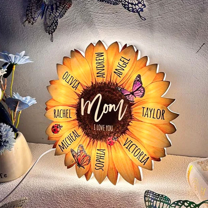 Personalized Family Member Name Sunflower Acrylic Lamp LED Night Light Custom Name Design for Mom Unique Gift for Mother's Day