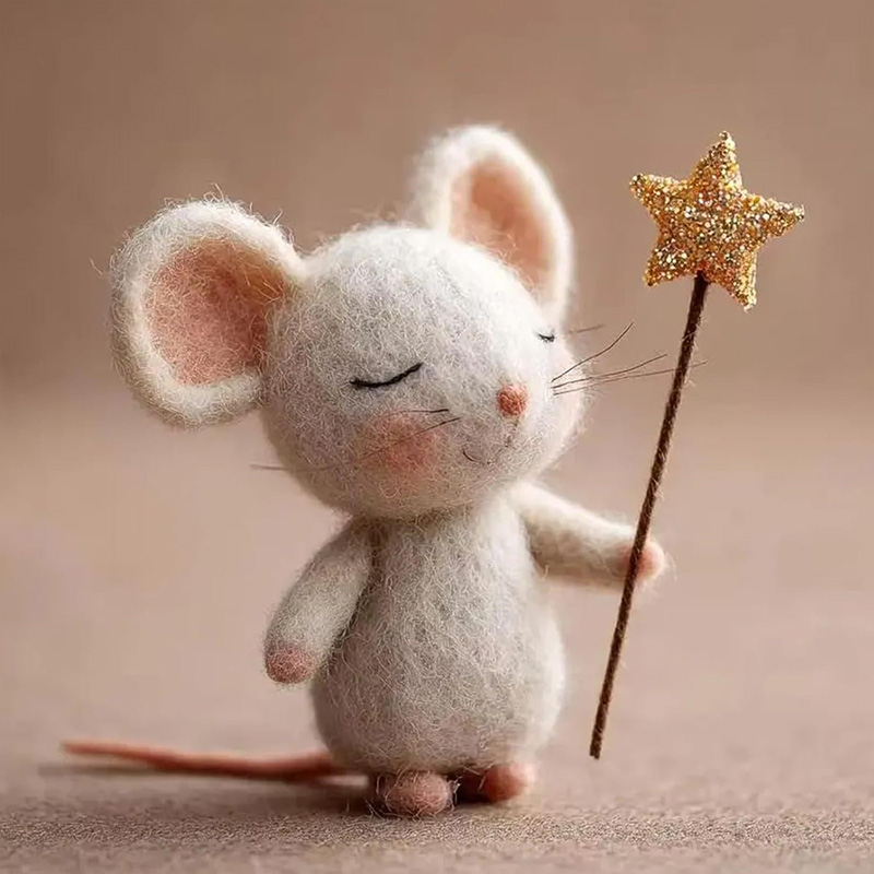 Needle Felted Mouse with Star, Handmade Wool Animal Figurine, Whimsical Miniature Gift