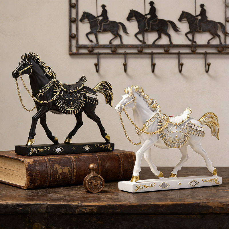 Personalized Resin Horse Ornament Galloping Steed Decorative Piece Home Decor Gift for Equestrian Enthusiasts