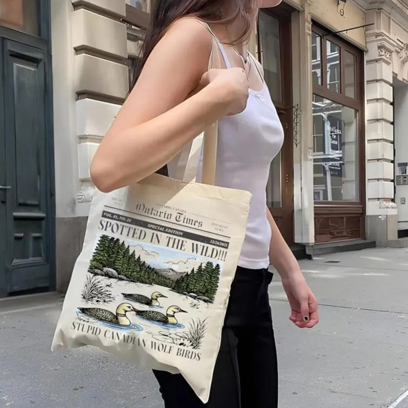 Personalized HR "I'm Coming To The Cottage" Design Hockey Tote Bag with Custom Style For Movie Book Fans Gift