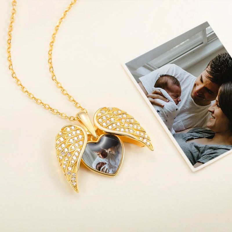 Personalized Cubic Zircon Heart Shape Angel Wing Photo Necklace Anniversary Birthday Gift for Her