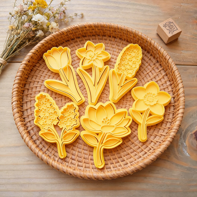 Personalized Spring Flower Cookie Cutter Spring Baking Tools Gift Flower Lovers