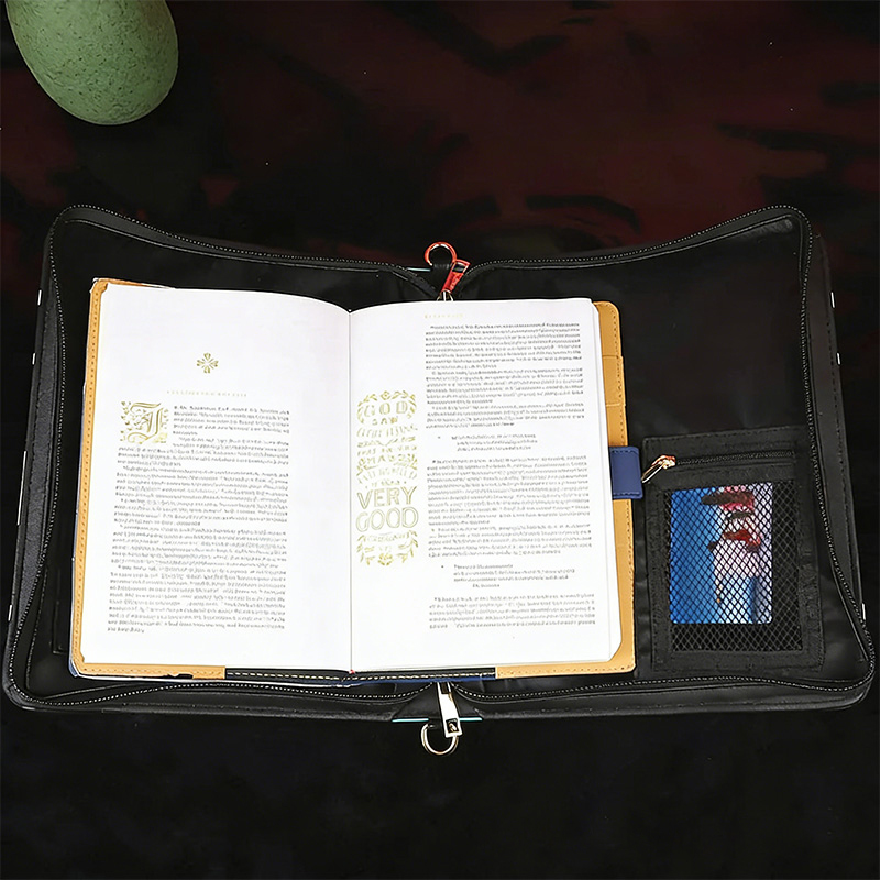 Personalized Floral PU Leather Bible Cover Case with Custom Name and Carry Handle Elegant Toile Design Religious Birthday Gift for Christian Women