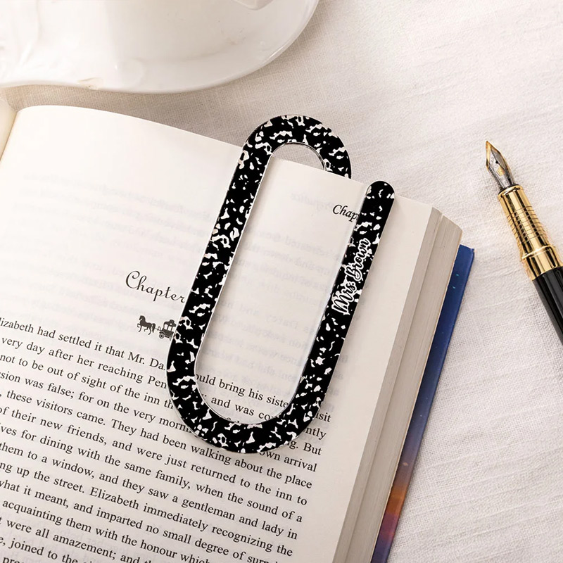 Personalized Pencil Notebook Jumbo Paperclip Acrylic Bookmark Clip Set of 3 with Surname Teacher's Day Appreciation Gift for Teachers Read Lovers