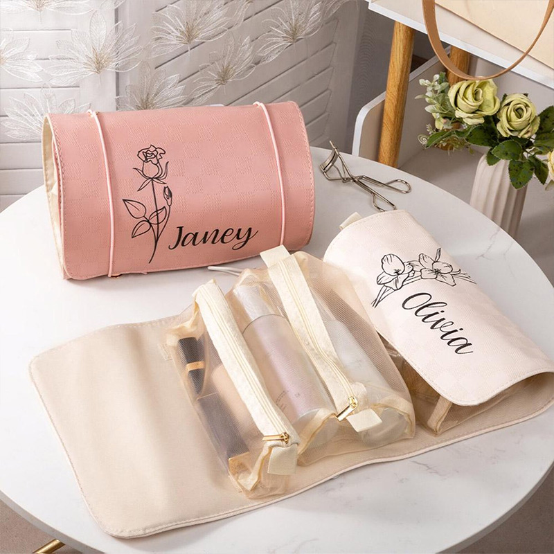 Personalized Name And Birth Flower Cosmetic Travel Bags Foldable Make Up Organizer Hanging Toiletry Bag for Women Weekender Bag Mother's Day Gift