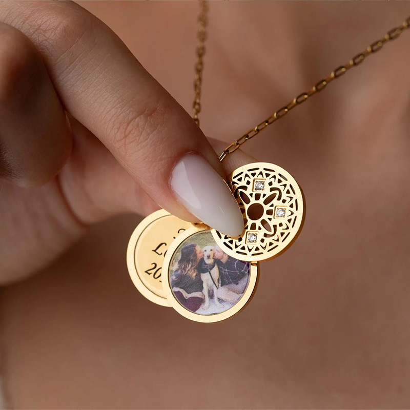 [Copy]Personalized Horseshoe Projection Photo Pendant Custom Photo Projection Necklace Horse Lover Gift Horse Necklace Romantic Keepsake 