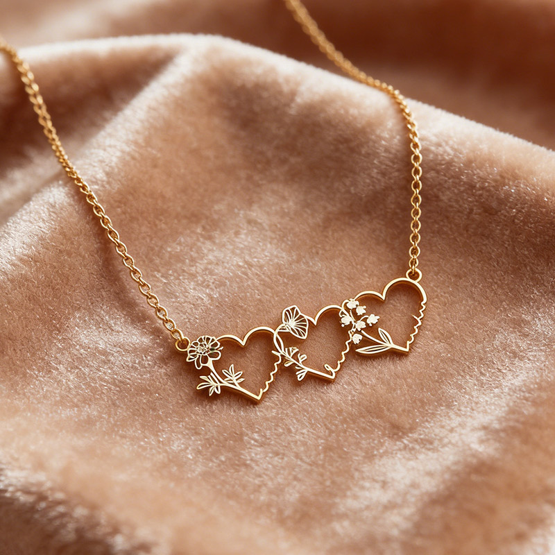 Personalized Family Name Necklace with Heart Birthflowers Multiple Heart Necklace Kids Name Necklace for Mom Mother's Day Gift