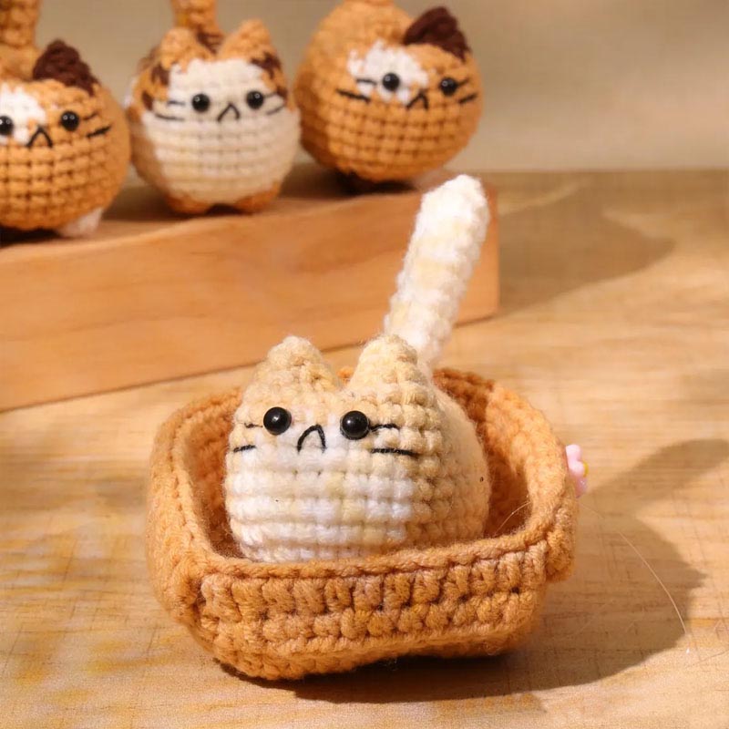 Personalized Crochet Mini Cat Keychain Crochet Cat Stuffed Animal Cute Gift for Cat Lovers Keychain