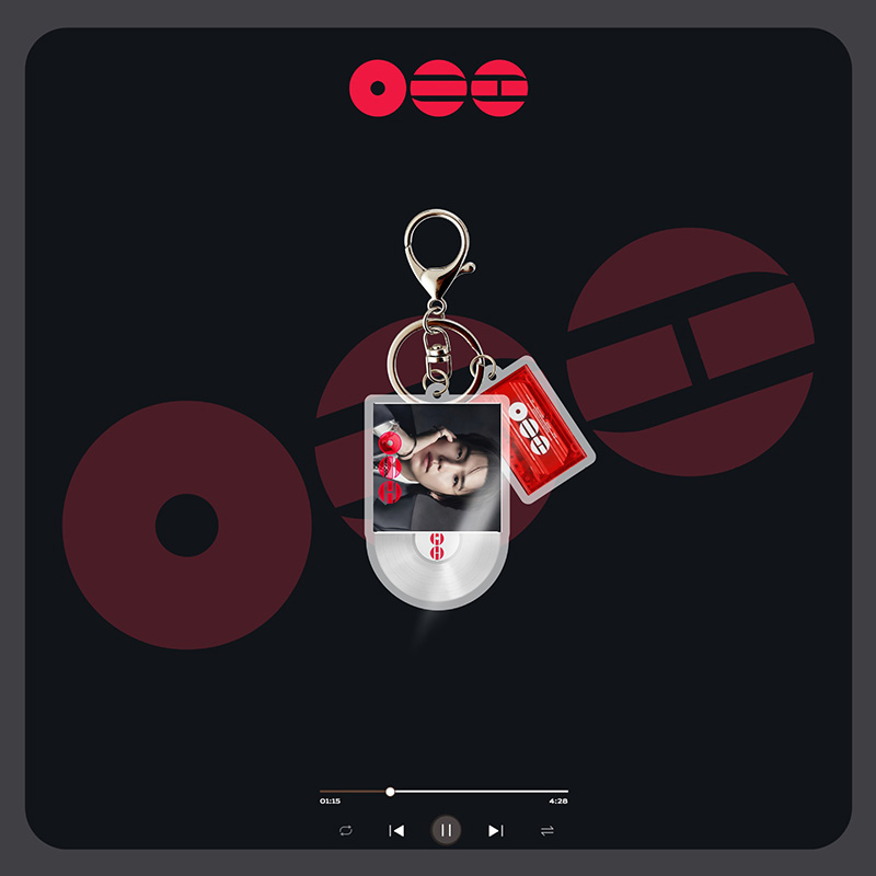 Personalized K-Pop Vinyl Record Cassette Charm Member Acrylic Keychain Merch Gift for Fans Cute Key Accessory Red Purple Vinyl Keyring