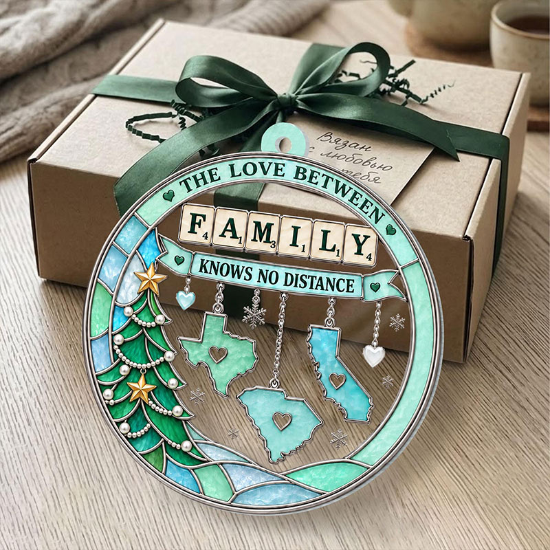 Personalized Family Christmas Ornament Family Love Knows No Distance Custom State Hanging Long Distance Embossed 2D Keepsake Family Gift