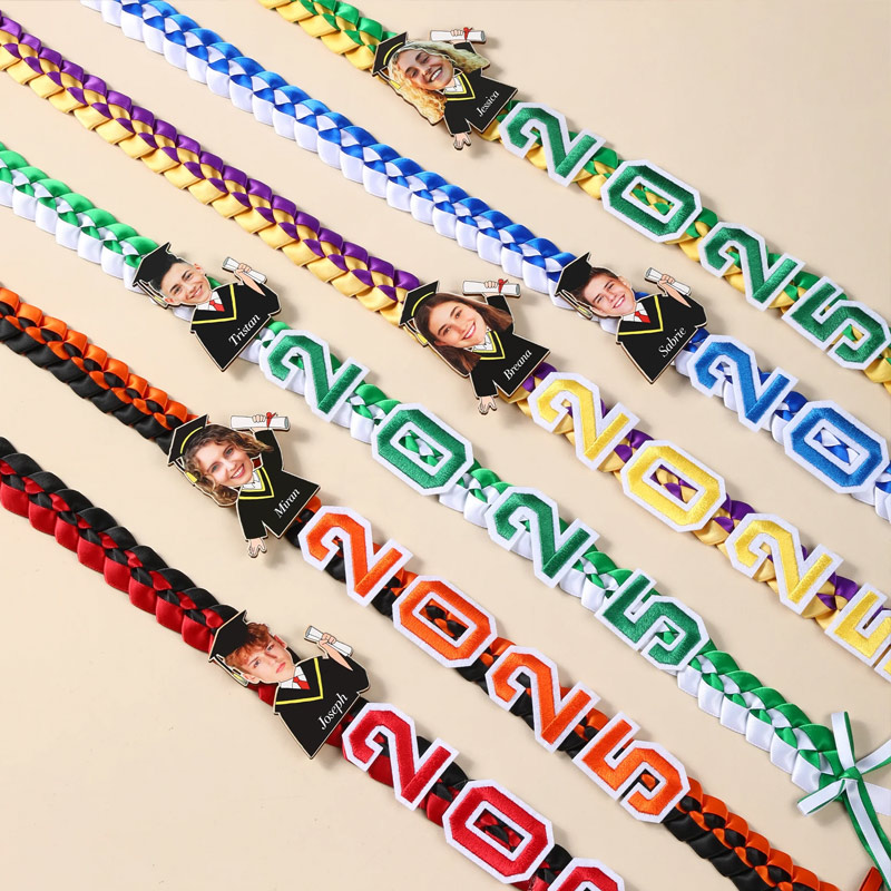 Personalized Cartoon Character Face Photo Bow Two-Colored Braided Ribbon Lei with Name Year and School Graduation Gift for Graduates