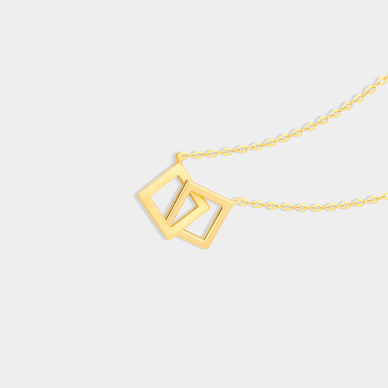 Personalized Interlocking Engraved Name Necklace A Gift for Family 925 Sterling Silver Necklace