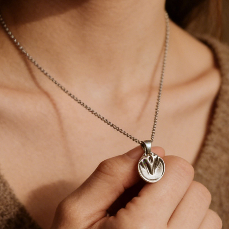 Personalized Vintage Barefoot Horse Hoof Necklace in Solid Necklace Gift for Equestrain Lovers