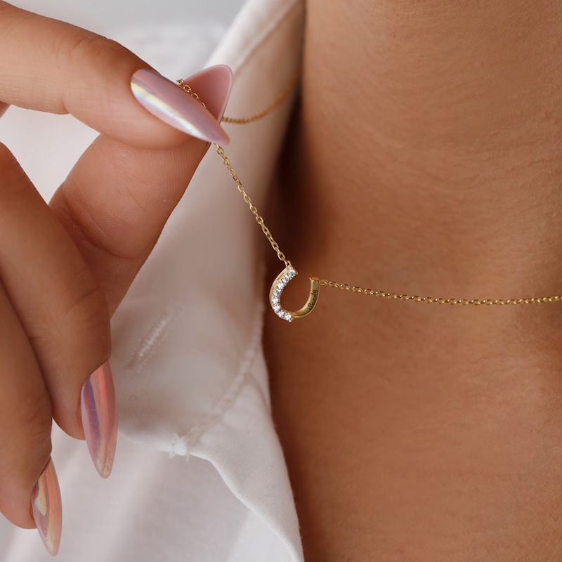 Personalized Name Engraved Dainty Horseshoe Necklace Minimalist Luck Diamond Anniversary Gift for Equestrain Lovers
