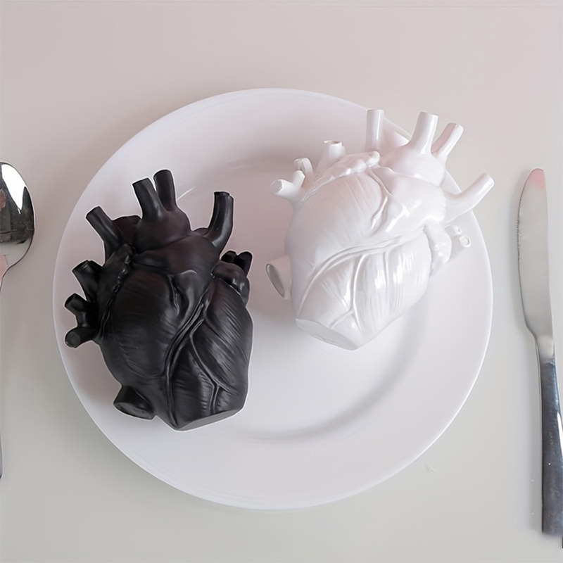 Personalized Anatomical Heart Resin Vase, Modern Gothic Sculpture Flower Vase Minimalist Anatomical Art Decor for Home Office Gift