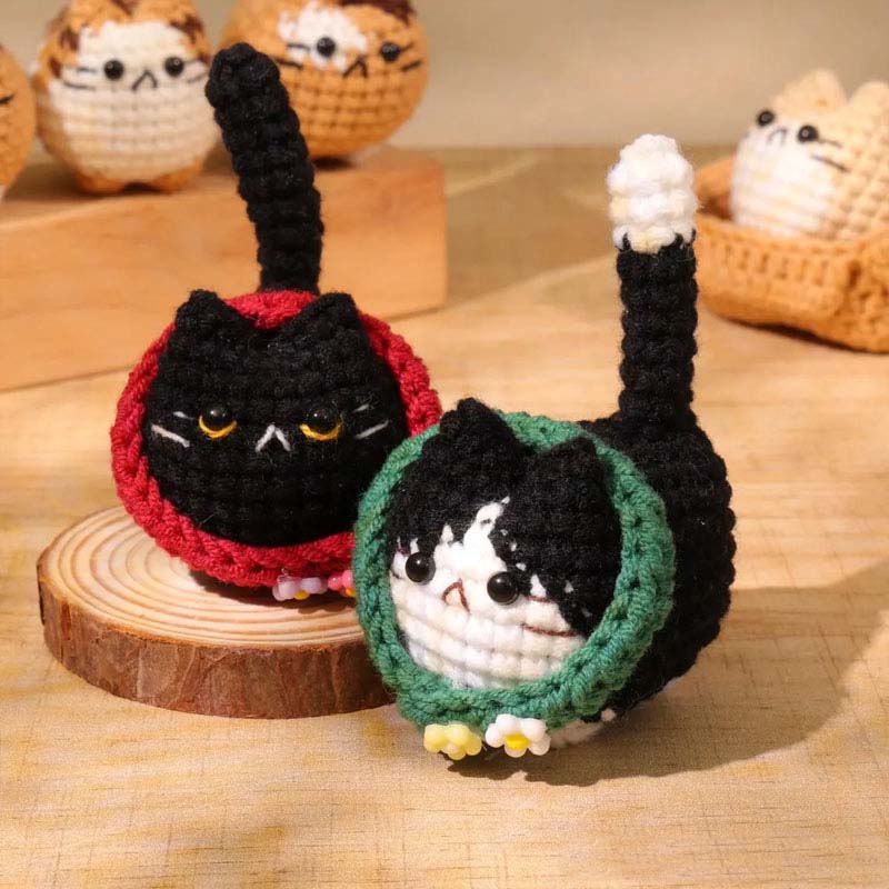 Personalized Crochet Mini Cat Keychain Crochet Cat Stuffed Animal Cute Gift for Cat Lovers Keychain