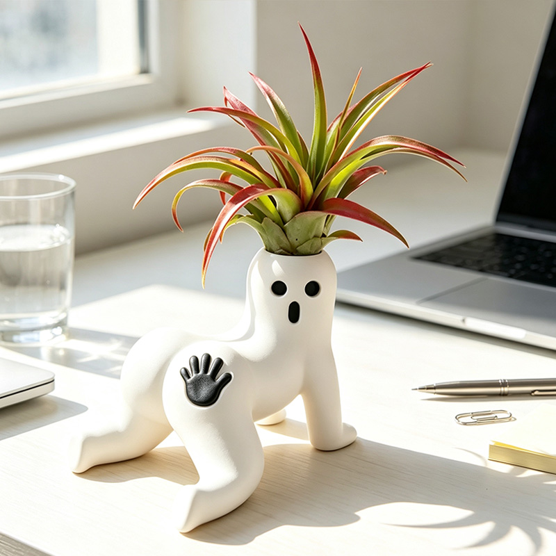 Creepy Crawler Ghost Air Plant Holder  Funny 3D Printed Humanoid Planter Unique Tillandsia Display Vase Weird Desk Decor Funny Gift For Wife from Husband