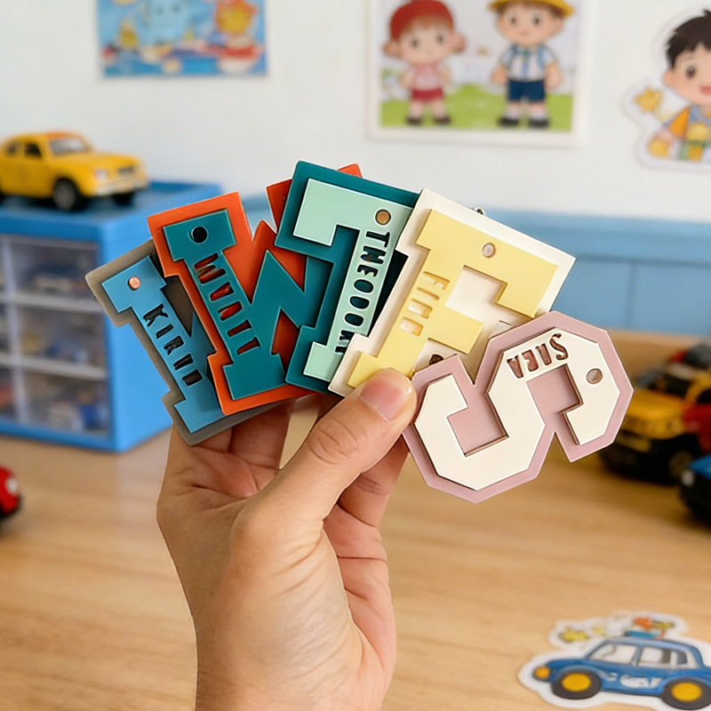 Personalized Name Tag for Backpack Acrylic Bag Tag Keychain Gift for Kids Name Keychain gift for Boy and girl Custom Bag Tag Back to School Name Tag for Kids