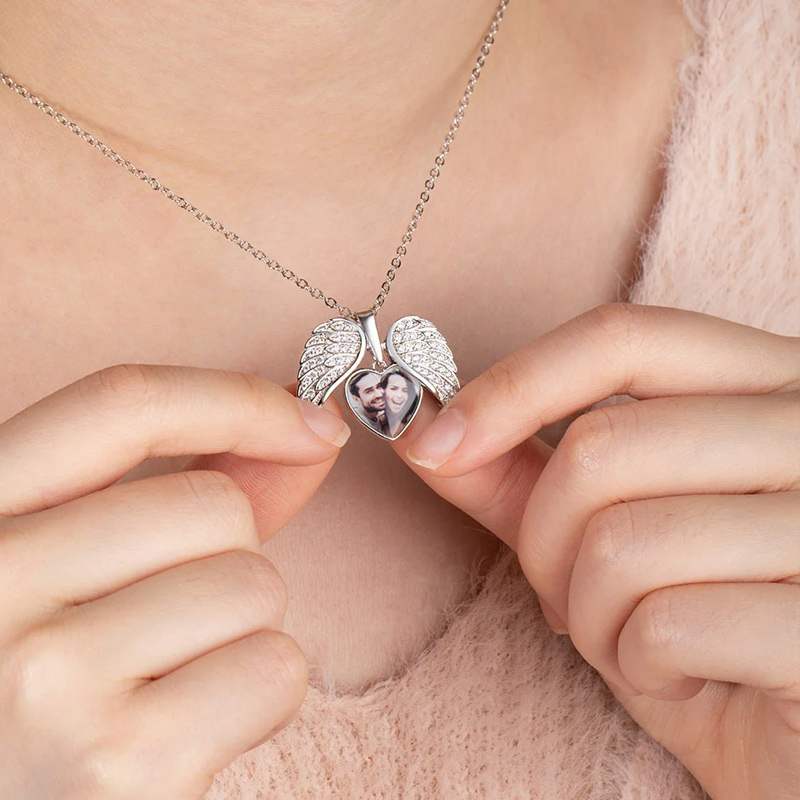 Personalized Cubic Zircon Heart Shape Angel Wing Photo Necklace Anniversary Birthday Gift for Her