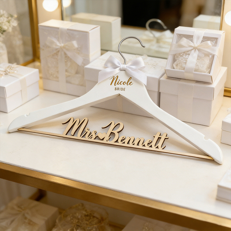 Personalized Wedding Dress Hangers Custom Bride Name Hanger for Wedding Dress Gift for Bridal