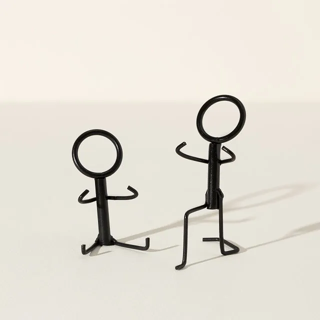 Personalized Metal Stick Figure Holding Dried Flower Heart Decor Resin Heart With Pressed Flowers Minimalist Wire Art Ornament Ideal For Desk And Shelf Decor