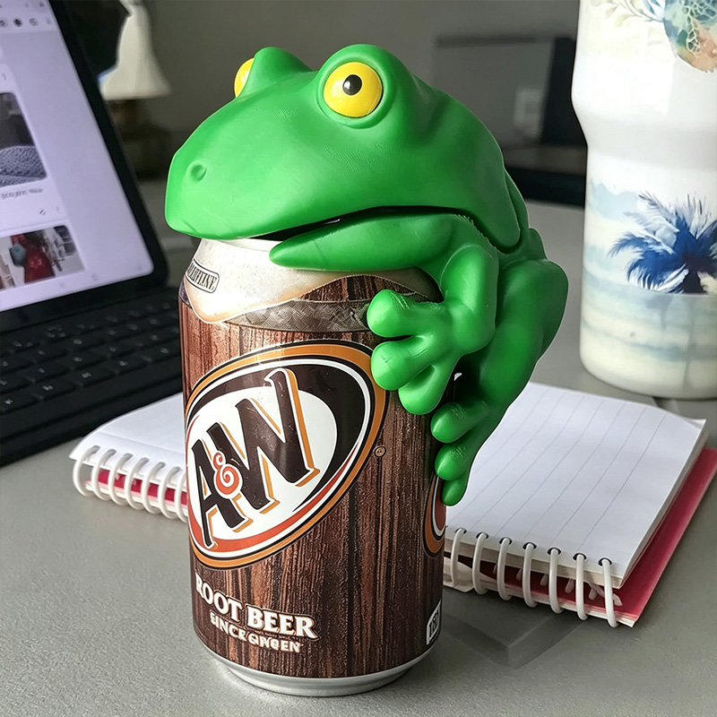 3D Printed Frog Can Cover Funny Novelty Drink Hugger for Husband Anniversary Gift for Him Couple Camping Can Can Protector 
