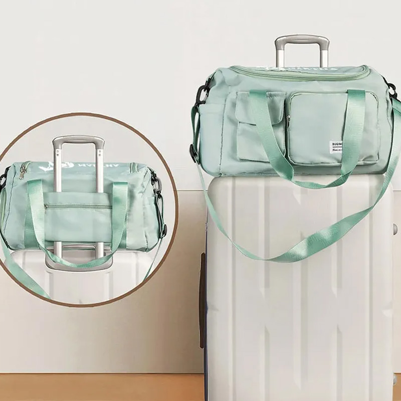 Personalized Horse Riding Duffle Bag Waterproof Equestrian Multi Compartment Travel Bag with Name and Shoulder Strap Travel Accessories Birthday Gift Overnight Bag Gift for Horse Lovers Riding Lovers Equestrian Lovers