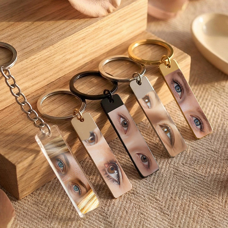 Personalised Eye Photo Keychain Personalized Gifts for Mom Dad Stainless Steel Keychain Drive Safe Gift