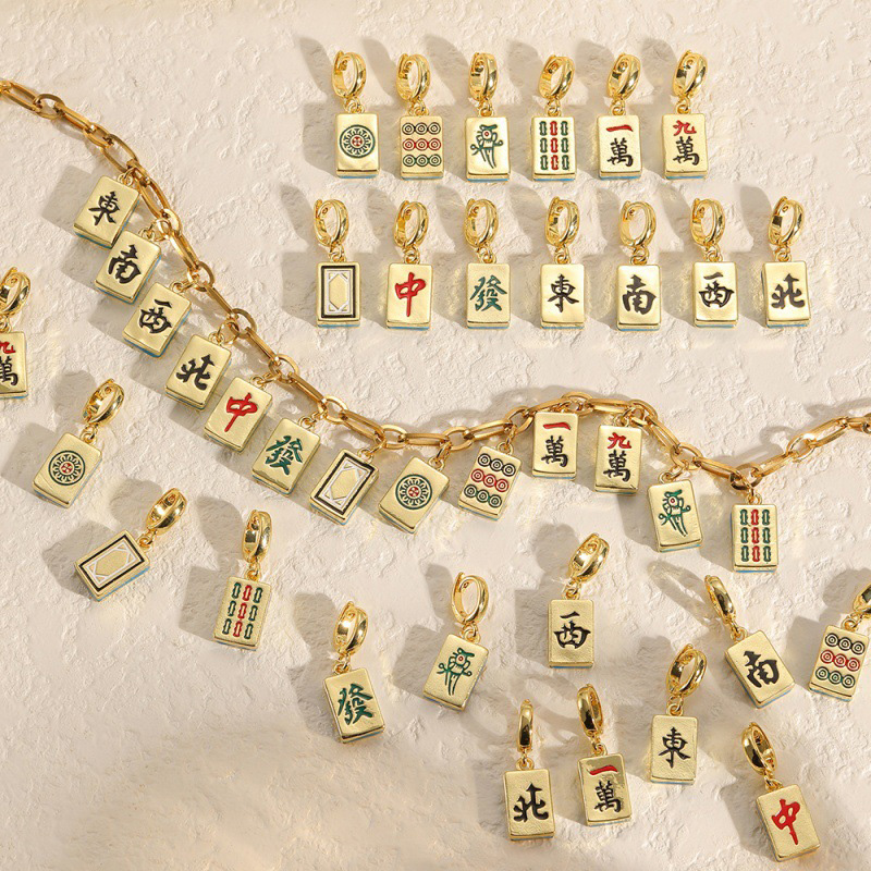 [Copy]Personalized Lace Oval Photo Bouquet Charm with Heart Engraved Pendant Memorial Wedding Gift for Bride