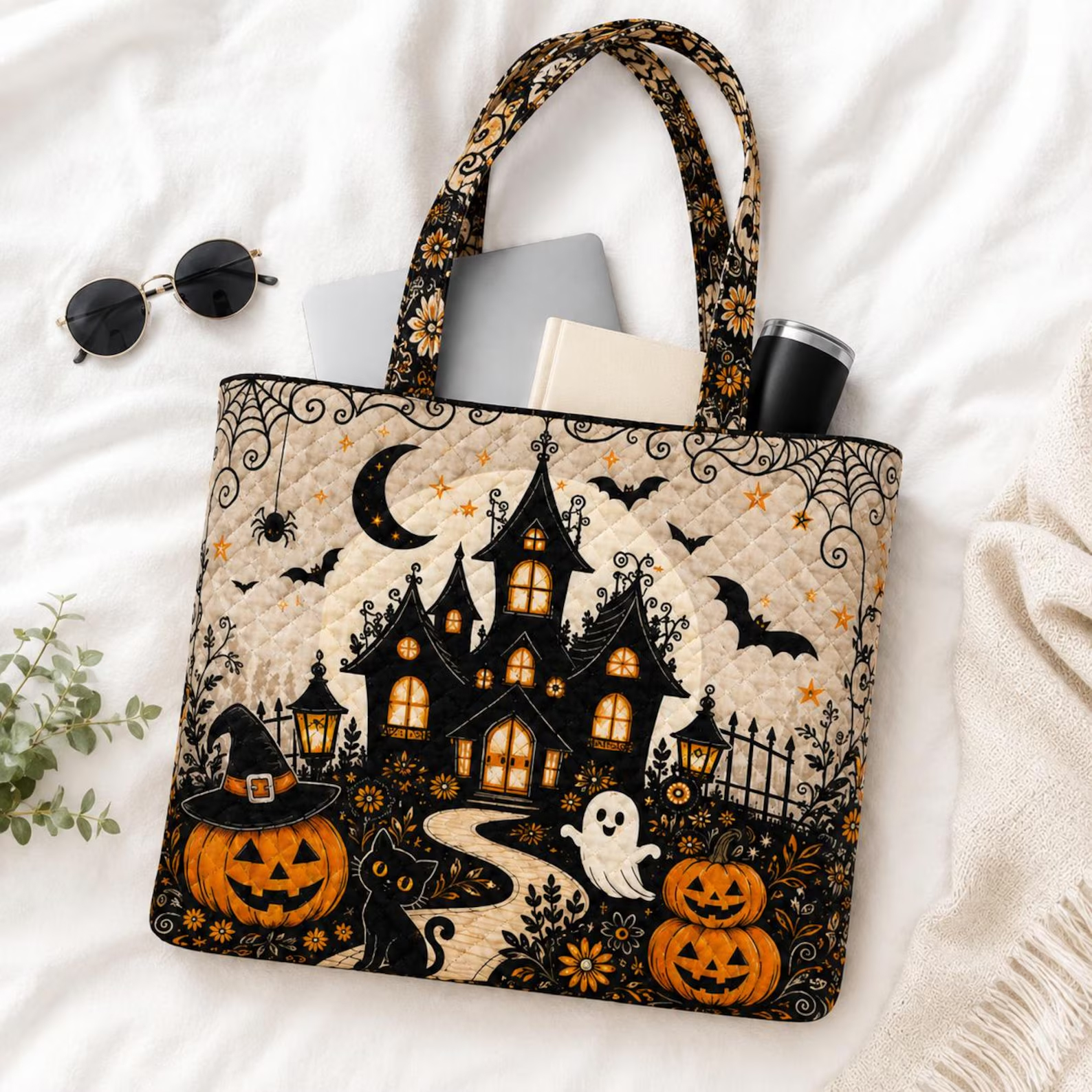 Halloween Tote Bag for Women Haunted House Quilted Tote Pumpkin Ghost Black Cat Bag Spooky Season Gift