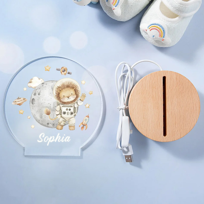 Personalized Cute Lion Bear Animal Astronauts Solar System Planets LED Night Light with Name and Wooden Base Nursery Decor Birthday Gift for Geek Lover
