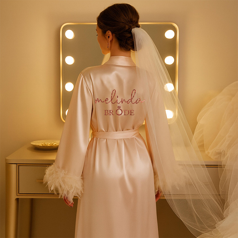 Personalized Feather Robe for Bride Bridesmaid Satin Bridal Robe Personalized Robe with Feathers Bachelorette Gift Custom Bridal Robe for Wedding Day