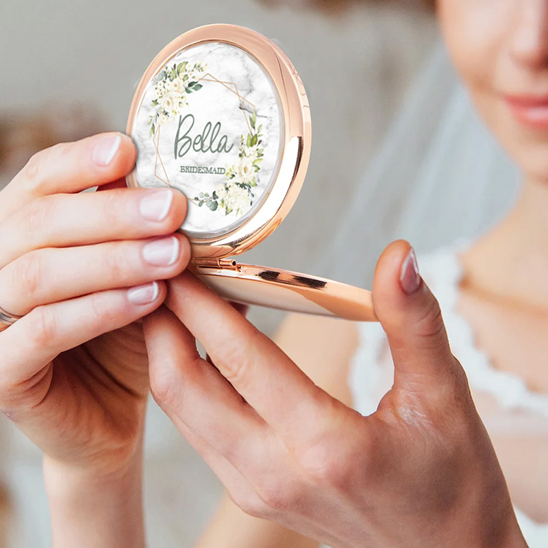 Personalized Bridesmaid Floral Wreath Mirror Custom Bride Name Compact Mirror Bachelorette Party Mirror Bridal Shower Gift for Her