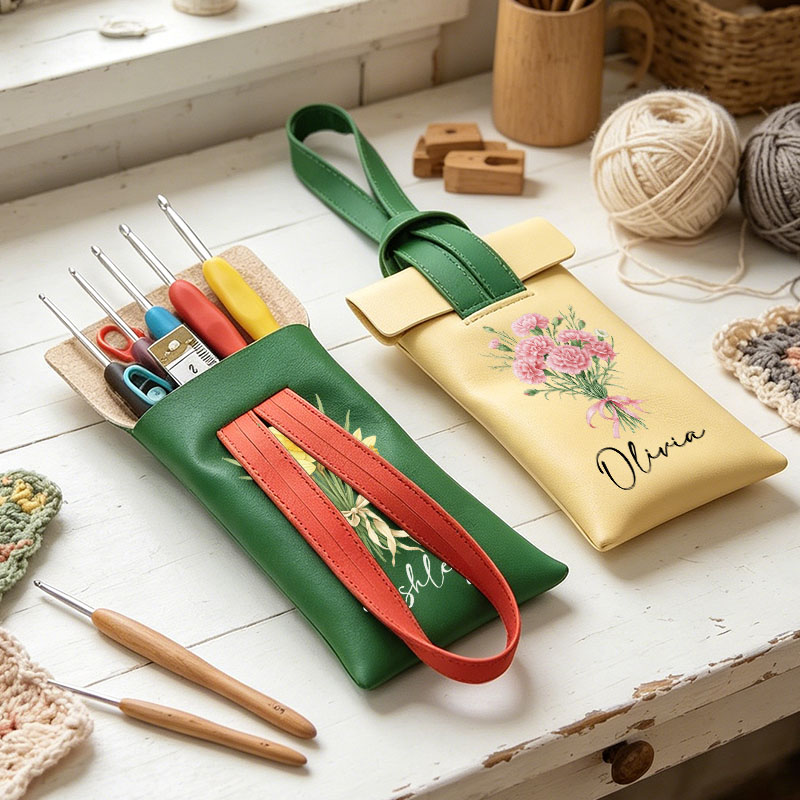 Personalized Crochet Tool Organizer Leather Custom Name with Birth Flower Bouquet Storage Case Multifunctional Crochet Kit with Lanyard